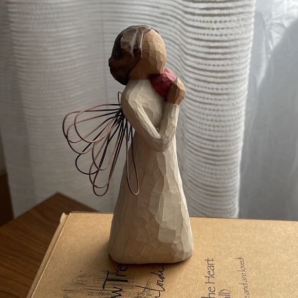 Willow Tree "Angel of the Heart" - Picture 3 of 7